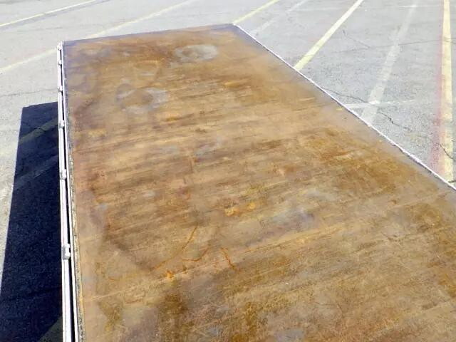 いすゞフォワード平ボディ中型（4t）[写真05]