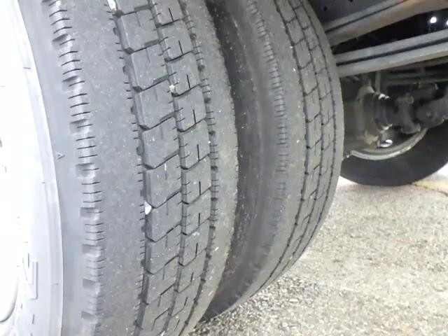 トヨタダイナアルミバン小型（2t・3t）[写真18]