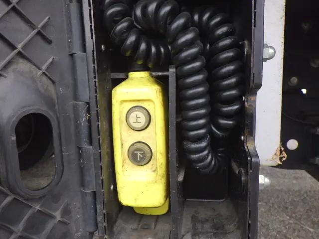 トヨタダイナアルミバン小型（2t・3t）[写真31]