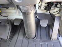 いすゞフォワード平ボディ中型（4t）[写真16]