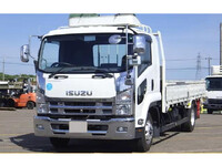 いすゞフォワード平ボディ中型（4t）[写真01]