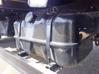 いすゞフォワード平ボディ中型（4t）[写真40]