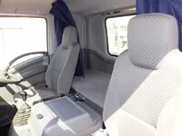 いすゞフォワード平ボディ中型（4t）[写真10]