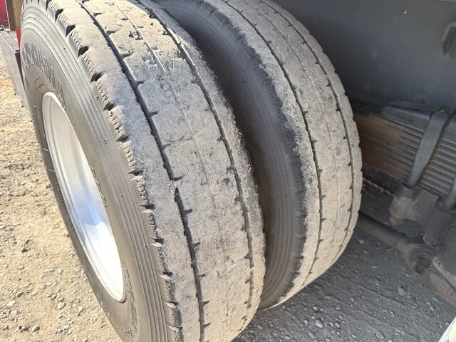 日野プロフィアアルミブロック大型（10t）[写真19]