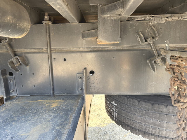 日野プロフィアアルミブロック大型（10t）[写真24]