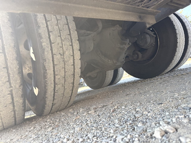 日野プロフィアアルミブロック大型（10t）[写真25]