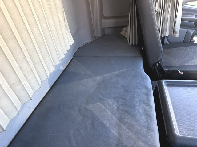 日野プロフィアアルミブロック大型（10t）[写真39]