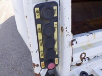 三菱ふそうキャンターパッカー車（塵芥車）小型（2t・3t）[写真11]