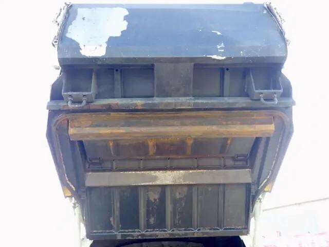 三菱ふそうキャンターパッカー車（塵芥車）小型（2t・3t）[写真16]