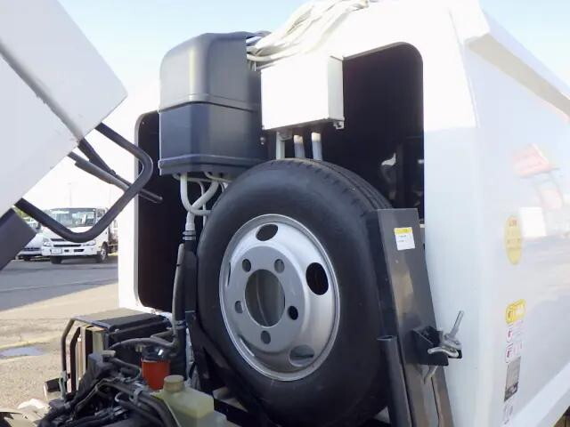 三菱ふそうキャンターパッカー車（塵芥車）小型（2t・3t）[写真20]