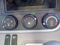 三菱ふそうキャンターパッカー車（塵芥車）小型（2t・3t）[写真28]