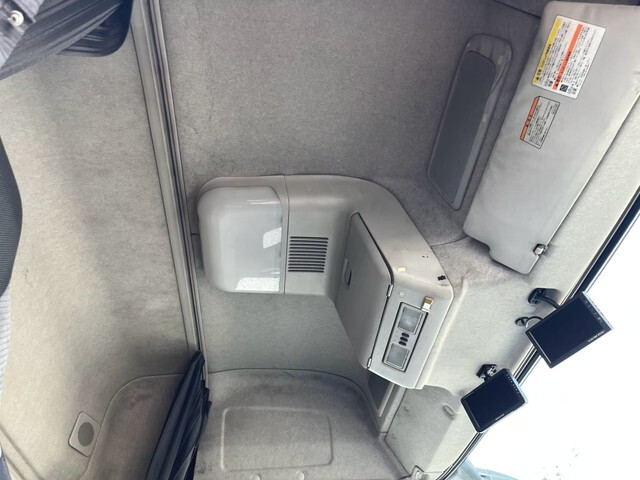 三菱ふそうスーパーグレートトレーラーヘッド（トラクターヘッド）大型（10t）[写真26]