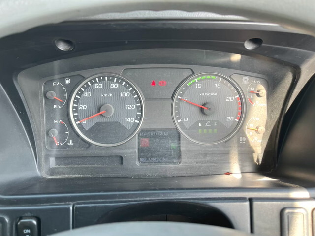 三菱ふそうスーパーグレートトレーラーヘッド（トラクターヘッド）大型（10t）[写真29]