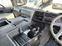 三菱ふそうスーパーグレートトレーラーヘッド（トラクターヘッド）大型（10t）[写真33]