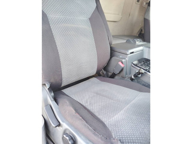 三菱ふそうスーパーグレートトレーラーヘッド（トラクターヘッド）大型（10t）[写真40]