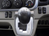 UDトラックスキャンターアルミブロック小型（2t・3t）[写真14]