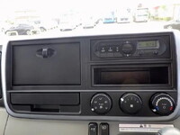 UDトラックスキャンターアルミブロック小型（2t・3t）[写真15]