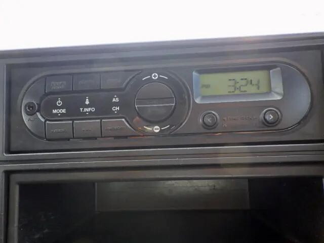 UDトラックスキャンターアルミブロック小型（2t・3t）[写真15]