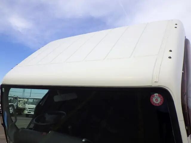 UDトラックスキャンターアルミブロック小型（2t・3t）[写真31]