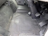 UDトラックスキャンターアルミブロック小型（2t・3t）[写真37]