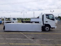 UDトラックスキャンターアルミブロック小型（2t・3t）[写真07]