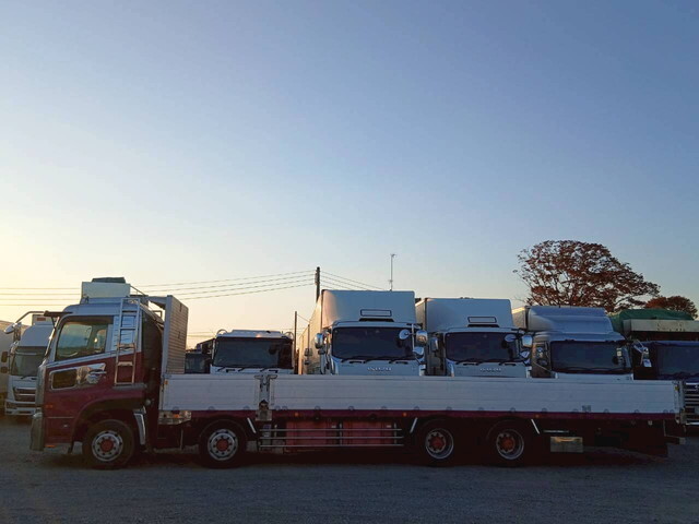 UDトラックスその他の車種アルミブロック大型（10t）[写真03]