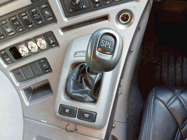 UDトラックスその他の車種アルミブロック大型（10t）[写真30]