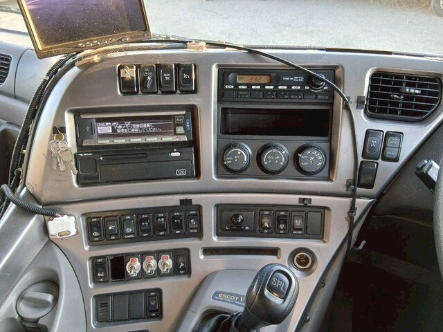 UDトラックスその他の車種アルミブロック大型（10t）[写真31]