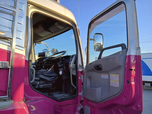 UDトラックスその他の車種アルミブロック大型（10t）[写真36]