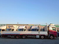 UDトラックスその他の車種アルミブロック大型（10t）[写真05]