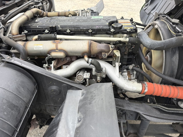 三菱ふそうファイターアルミウイング中型（4t）[写真18]