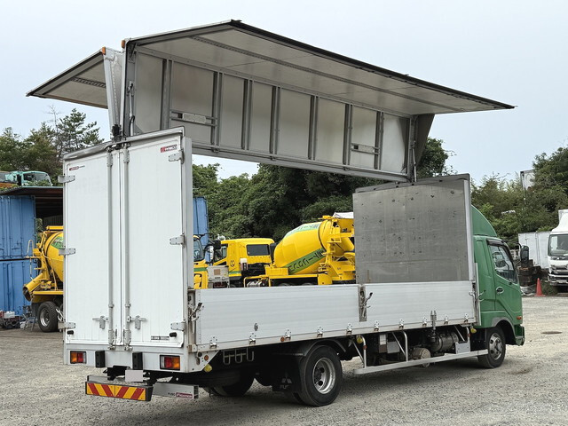 三菱ふそうファイターアルミウイング中型（4t）[写真02]