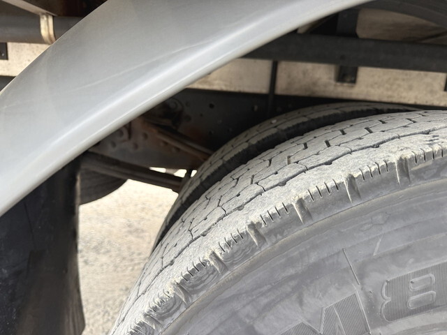 三菱ふそうファイターアルミウイング中型（4t）[写真23]