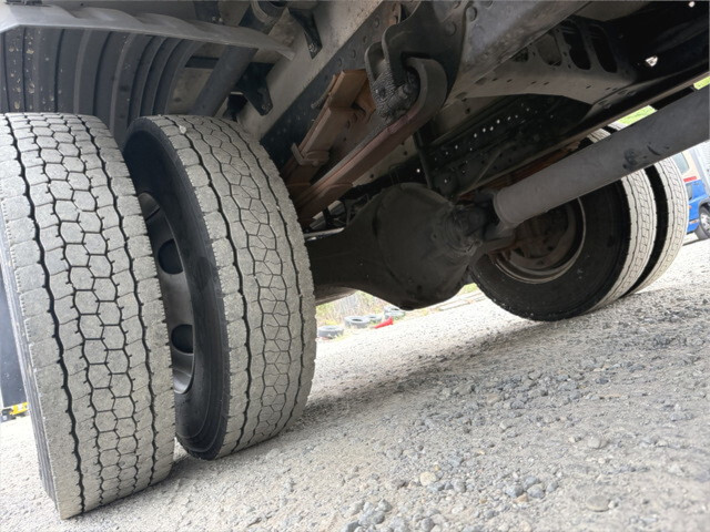 三菱ふそうファイターアルミウイング中型（4t）[写真24]