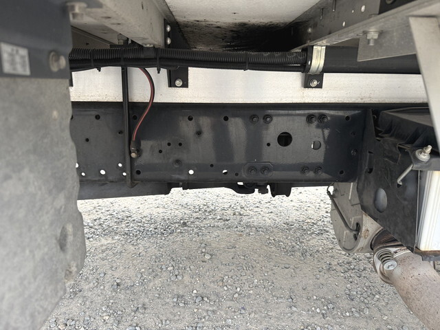 三菱ふそうファイターアルミウイング中型（4t）[写真25]