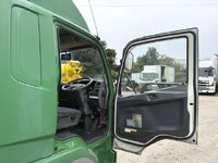 三菱ふそうファイターアルミウイング中型（4t）[写真28]