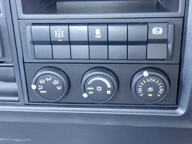 三菱ふそうファイターコンテナ専用車中型（4t）[写真18]