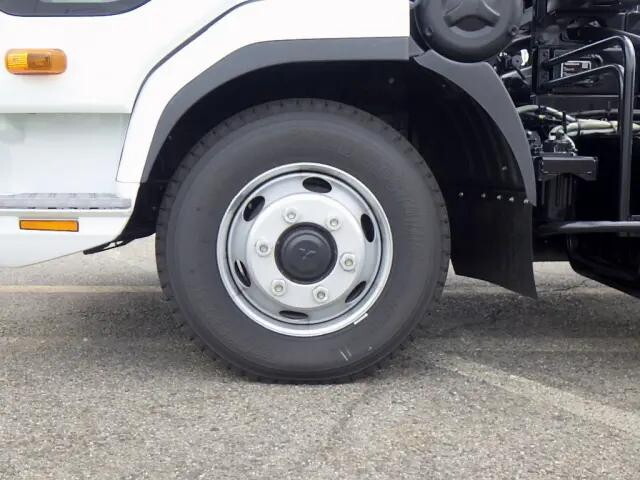 三菱ふそうファイターコンテナ専用車中型（4t）[写真19]