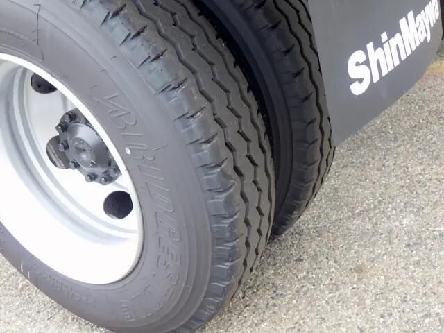 三菱ふそうファイターコンテナ専用車中型（4t）[写真21]