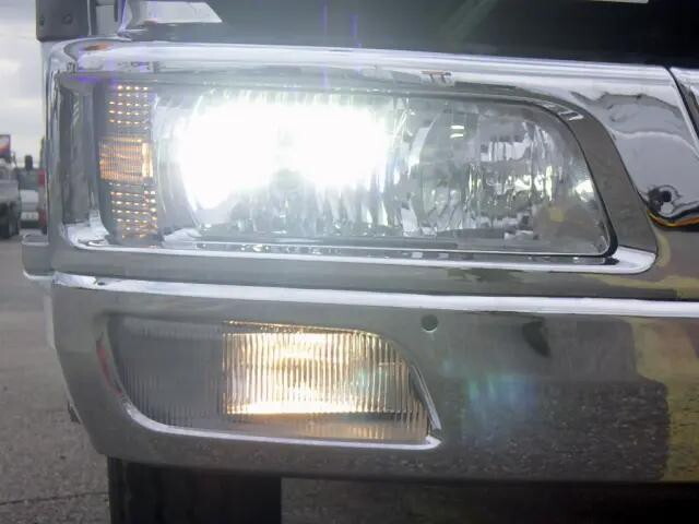 三菱ふそうファイターコンテナ専用車中型（4t）[写真24]