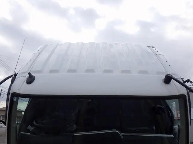 三菱ふそうファイターコンテナ専用車中型（4t）[写真31]