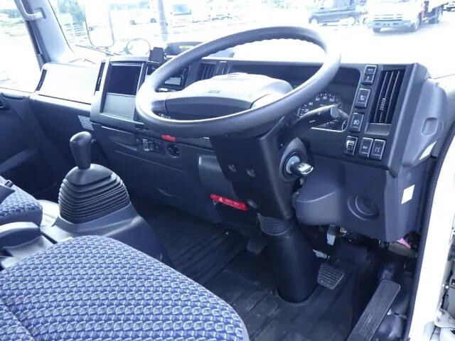 日産エルフアルミブロック小型（2t・3t）[写真34]