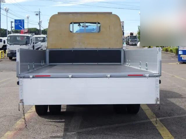 日産エルフアルミブロック小型（2t・3t）[写真05]