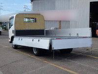 日産エルフアルミブロック小型（2t・3t）[写真09]