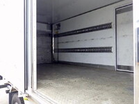 日野レンジャーパネルバン増トン（6t・8t）[写真13]