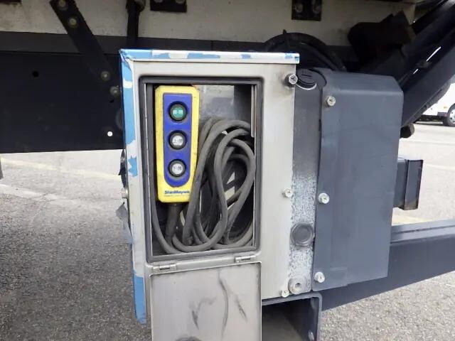 日野レンジャーパネルバン増トン（6t・8t）[写真16]