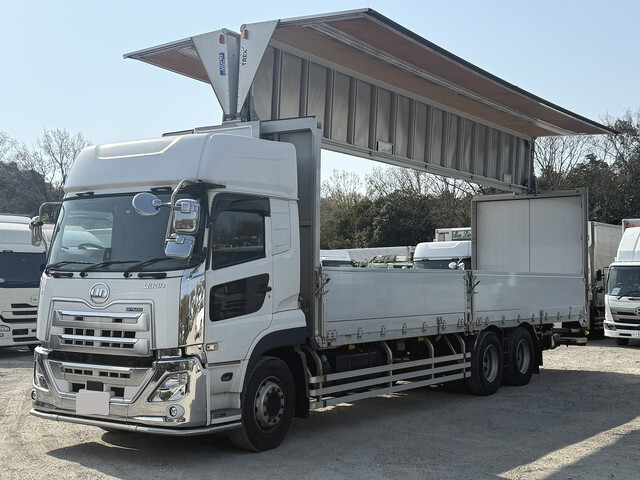 UDトラックスその他の車種アルミウイング大型（10t）[写真01]
