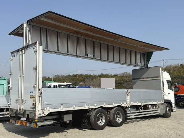UDトラックスその他の車種アルミウイング大型（10t）[写真02]