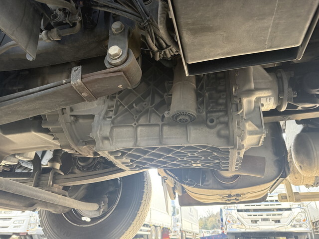 UDトラックスその他の車種アルミウイング大型（10t）[写真24]