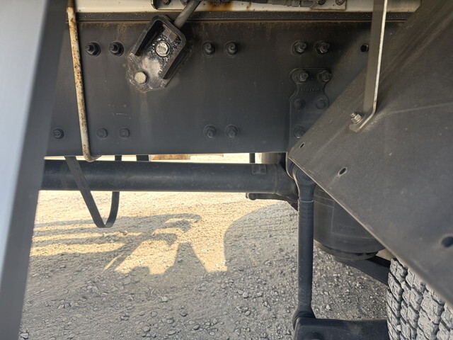 UDトラックスその他の車種アルミウイング大型（10t）[写真28]